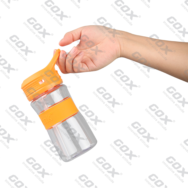 GOX China OEM BPA უფასო ტრიტანის წყლის ბოთლი ამობრუნებული საქშენით 4